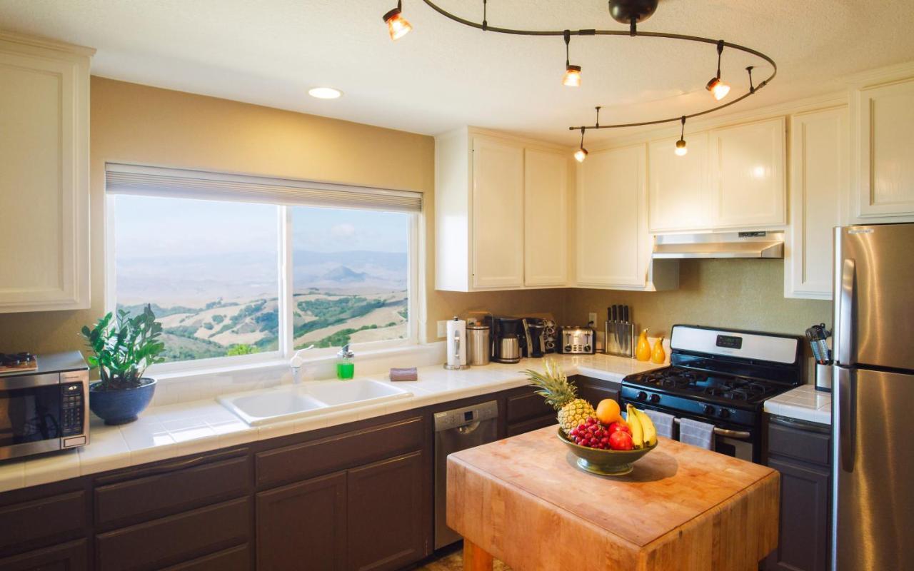 סן לואיס אוביספו Mountain Top Getaway, Best View In Slo! - Whole House מראה חיצוני תמונה